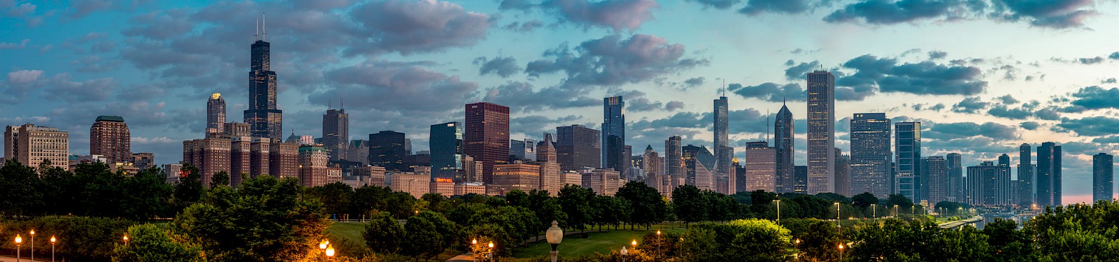 Chicago at dawn, by William Prost at [Flickr](https://flic.kr/p/ooSa2f)